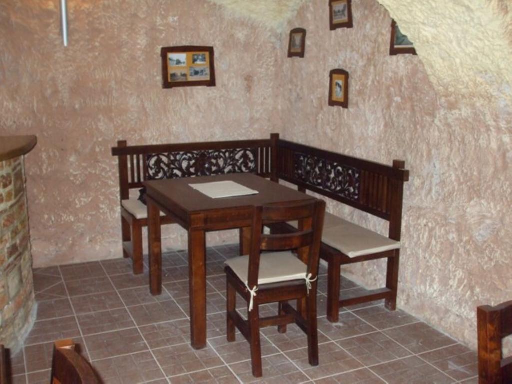 Rooms Milin Lagum Irig ภายนอก รูปภาพ