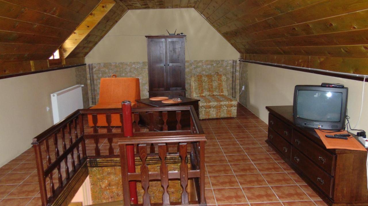 Rooms Milin Lagum Irig ภายนอก รูปภาพ